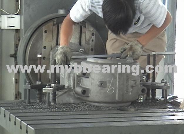 Inspect Bearing Housings